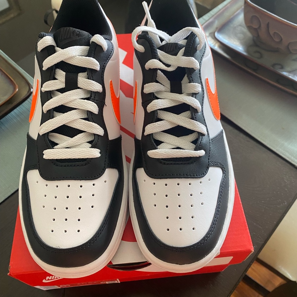 Nike Court Borough Low 2 Black/White and Orange. Size 6.5Y - 8 Women’s
